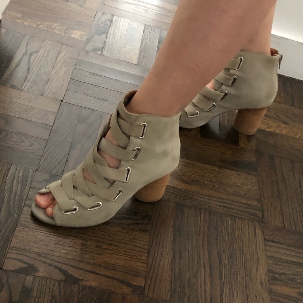 Jeffrey Campbell shoes, high hells, gray suede. Like new!